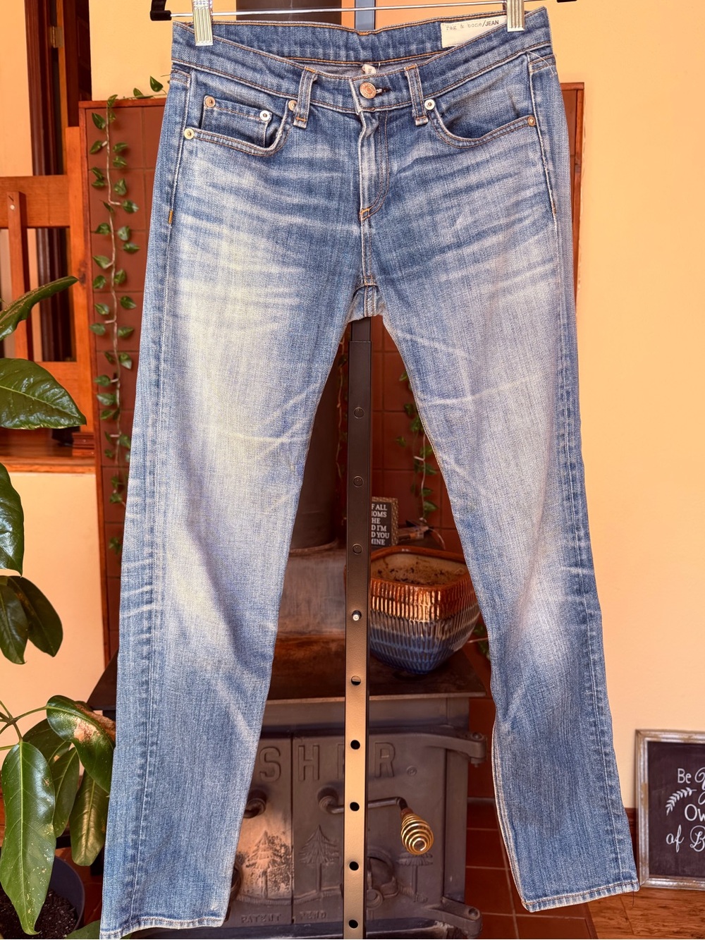 #340- rag & bone Dre Low Rise Slim Boyfriend Ankle Jeans - Picture 4 of 12